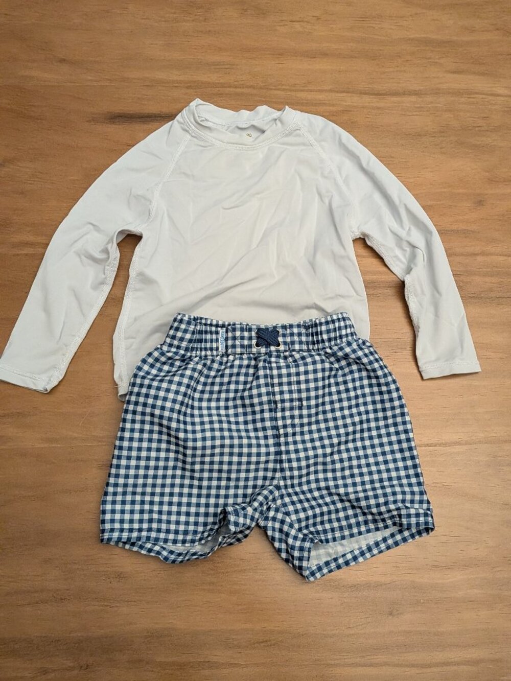 Ruggedbutts 3T Toddler Boys' Long Sleeve 2PC Rash Guard & Swimsuit Shorts Set